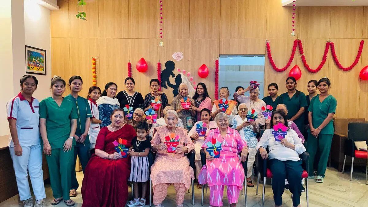 How to choose a good old age home